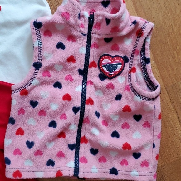 Carter's Girls 4 Piece Mix and Match Heart Outfit -Vest, onesie, Pants, Headband - Picture 4 of 14
